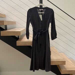 Everlane black elegant dress